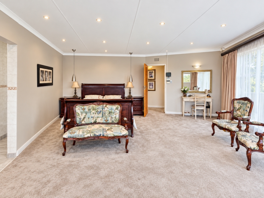 4 Bedroom Property for Sale in Heuwelsig Free State